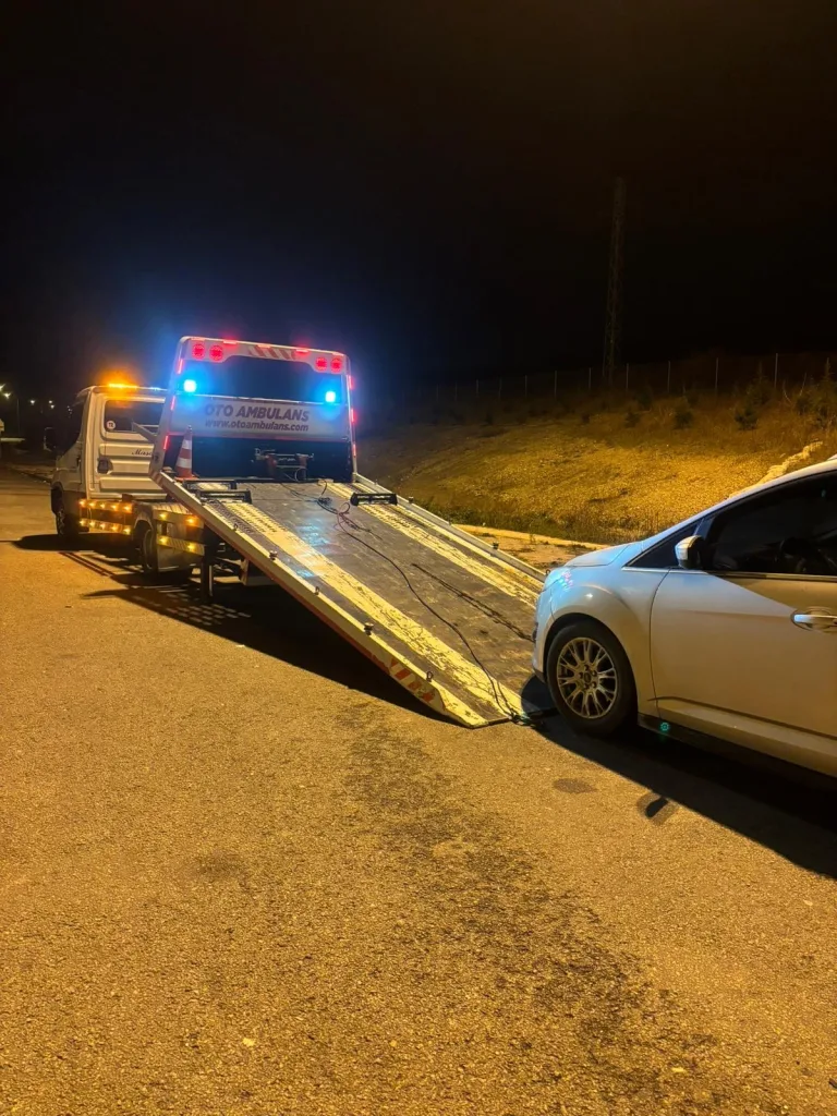 Bursa'da 7/24 oto çekici, yol yardım ve kurtarma hizmeti. Acil durumlarda Oto Ambulans hemen yanınızda